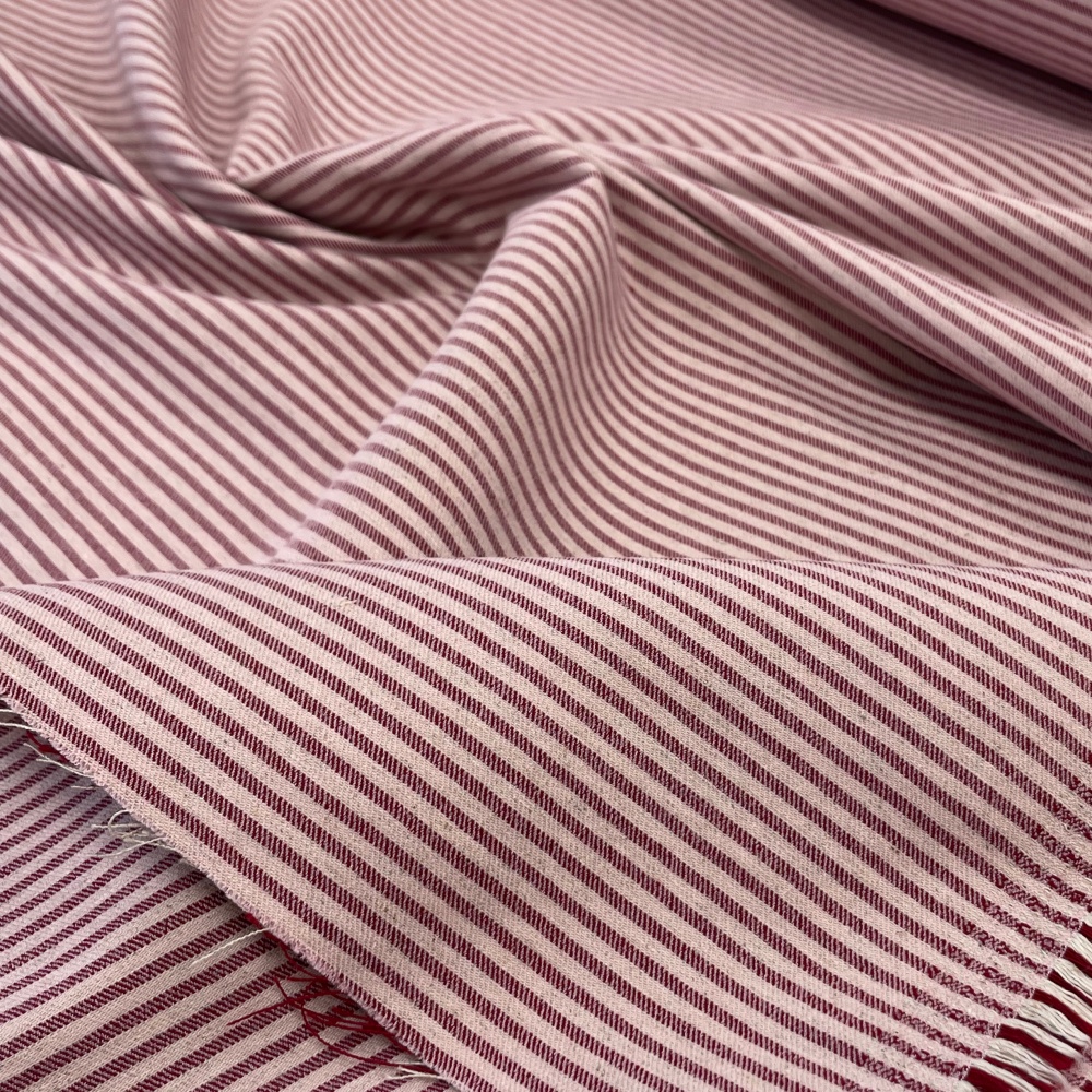 Bengalīna audums ar linu sarkanas līnijas 220gr/m² Bengalīna audums ar linu sarkanas līnijas 220gr/m²