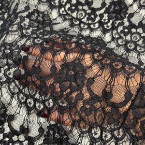 Melna mežģīne 300cm platumā 170gr/m² Melna mežģīne 300cm platumā 170gr/m²