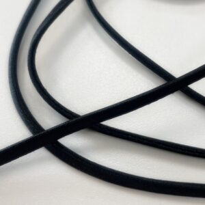 Satīna lenta, trubiņas formas melna 6mm Satīna lenta, trubiņas formas melna 6mm